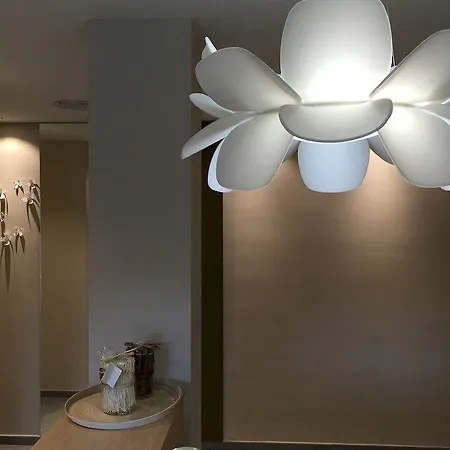 Mediterraneo Szálloda Roses