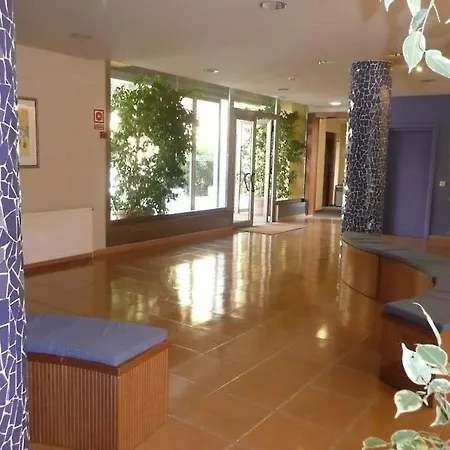 מלון Mediterraneo 3*