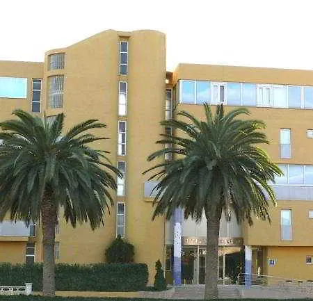 מלון Mediterraneo 3*